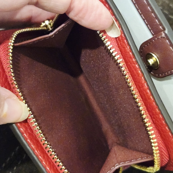 Coach 1941 Red Pebbled Leather Wallet Item #C2862 New With Tag No Use Or Stains - Picture 5 of 7